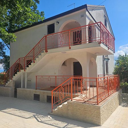 Villa Kucan Porat  Exteriér fotografie