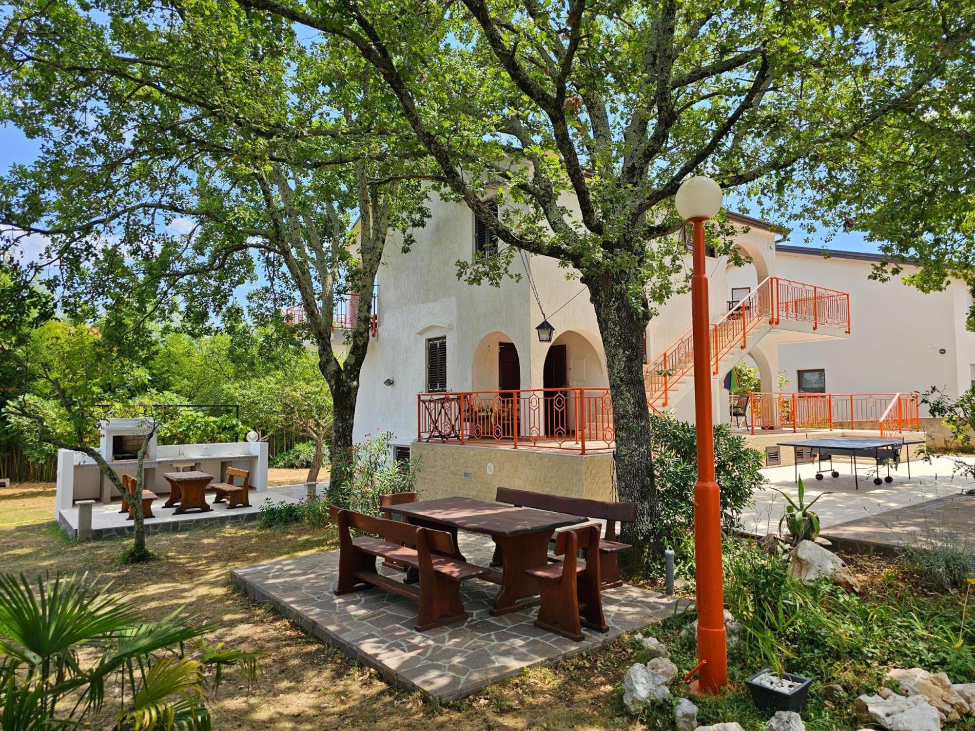 Villa Kucan Porat  Exteriér fotografie