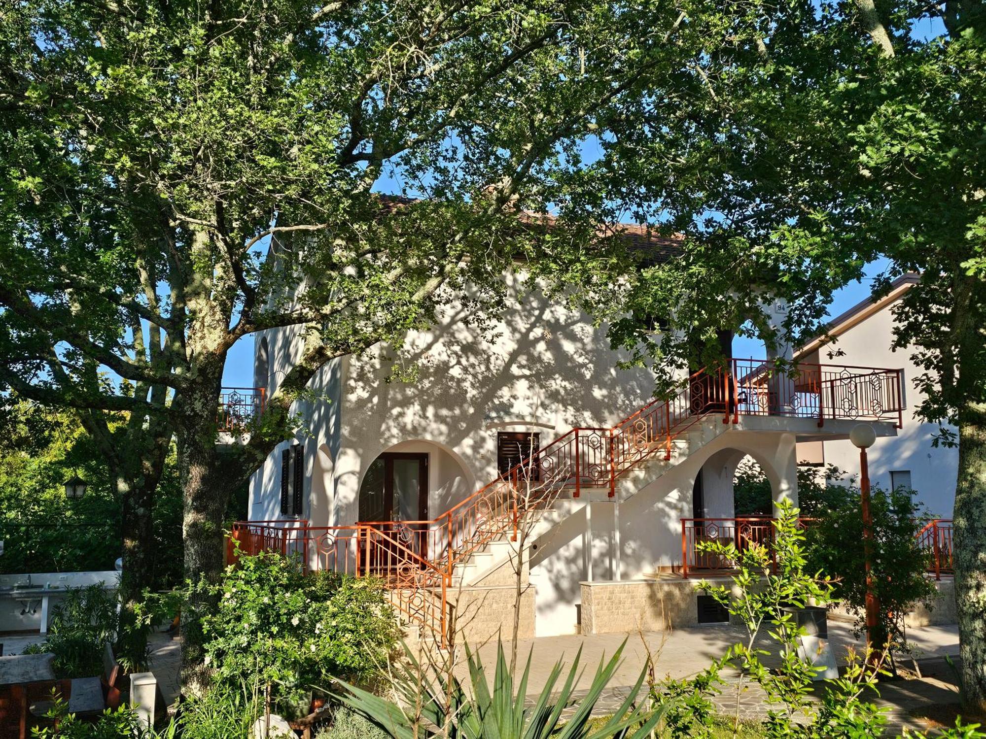 Villa Kucan Porat  Exteriér fotografie